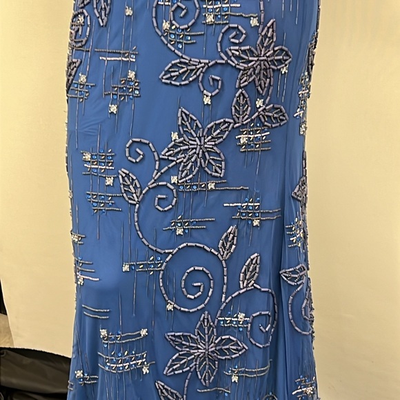 Theia fully beaded sleeveless long Gown with tail - Picture 7 of 13